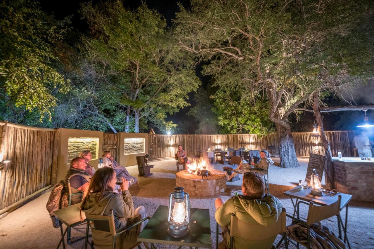 Umkumbe Bush Lodge - Luxury Tented Camp Sabi Sand Game Reserve Buitenkant foto