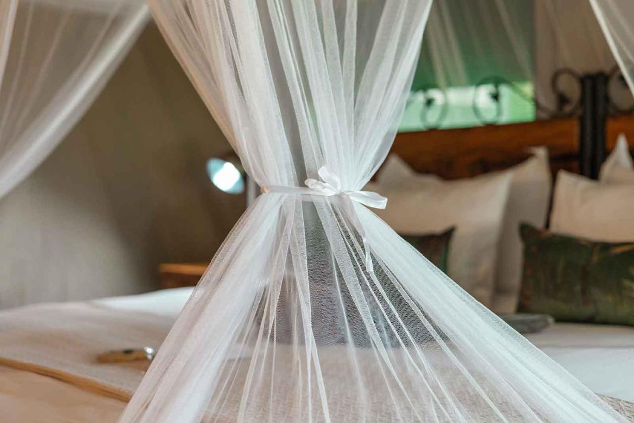 Umkumbe Bush Lodge - Luxury Tented Camp Sabi Sand Game Reserve Buitenkant foto
