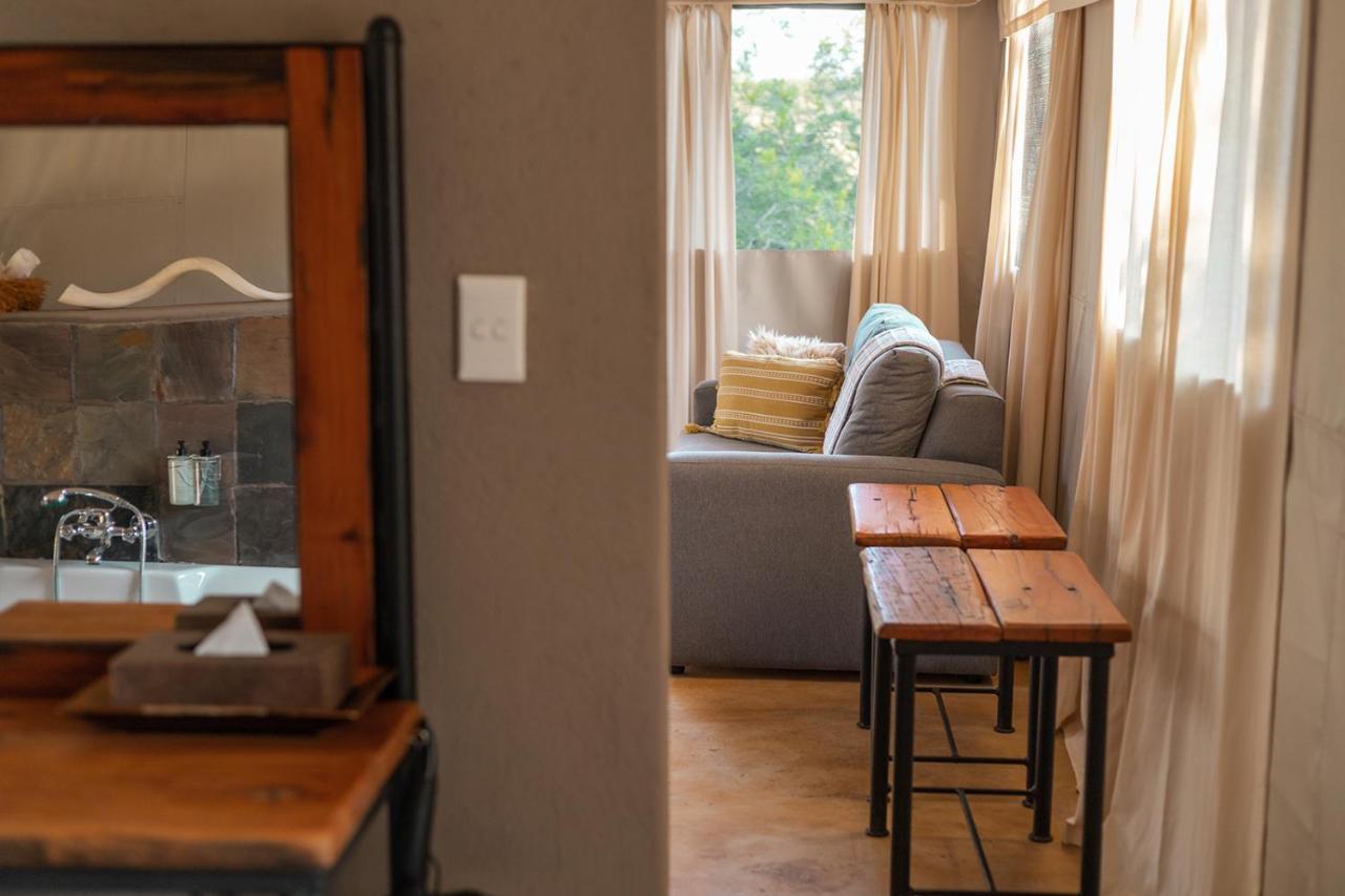 Umkumbe Bush Lodge - Luxury Tented Camp Sabi Sand Game Reserve Buitenkant foto