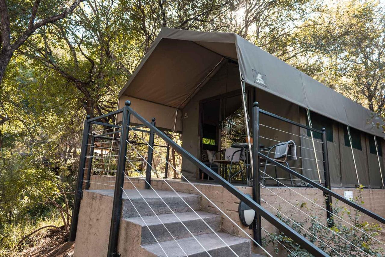 Umkumbe Bush Lodge - Luxury Tented Camp Sabi Sand Game Reserve Buitenkant foto