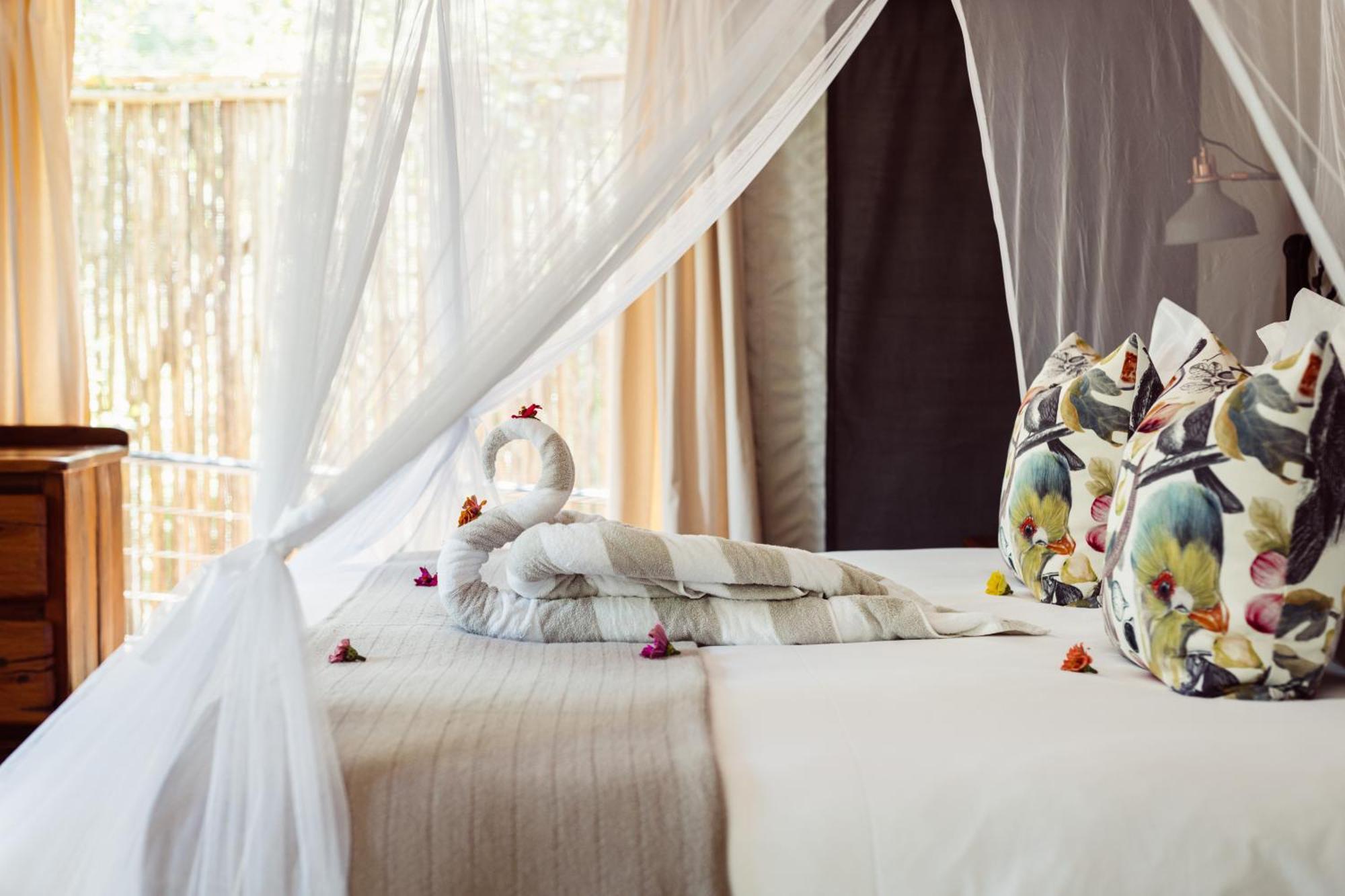 Umkumbe Bush Lodge - Luxury Tented Camp Sabi Sand Game Reserve Buitenkant foto