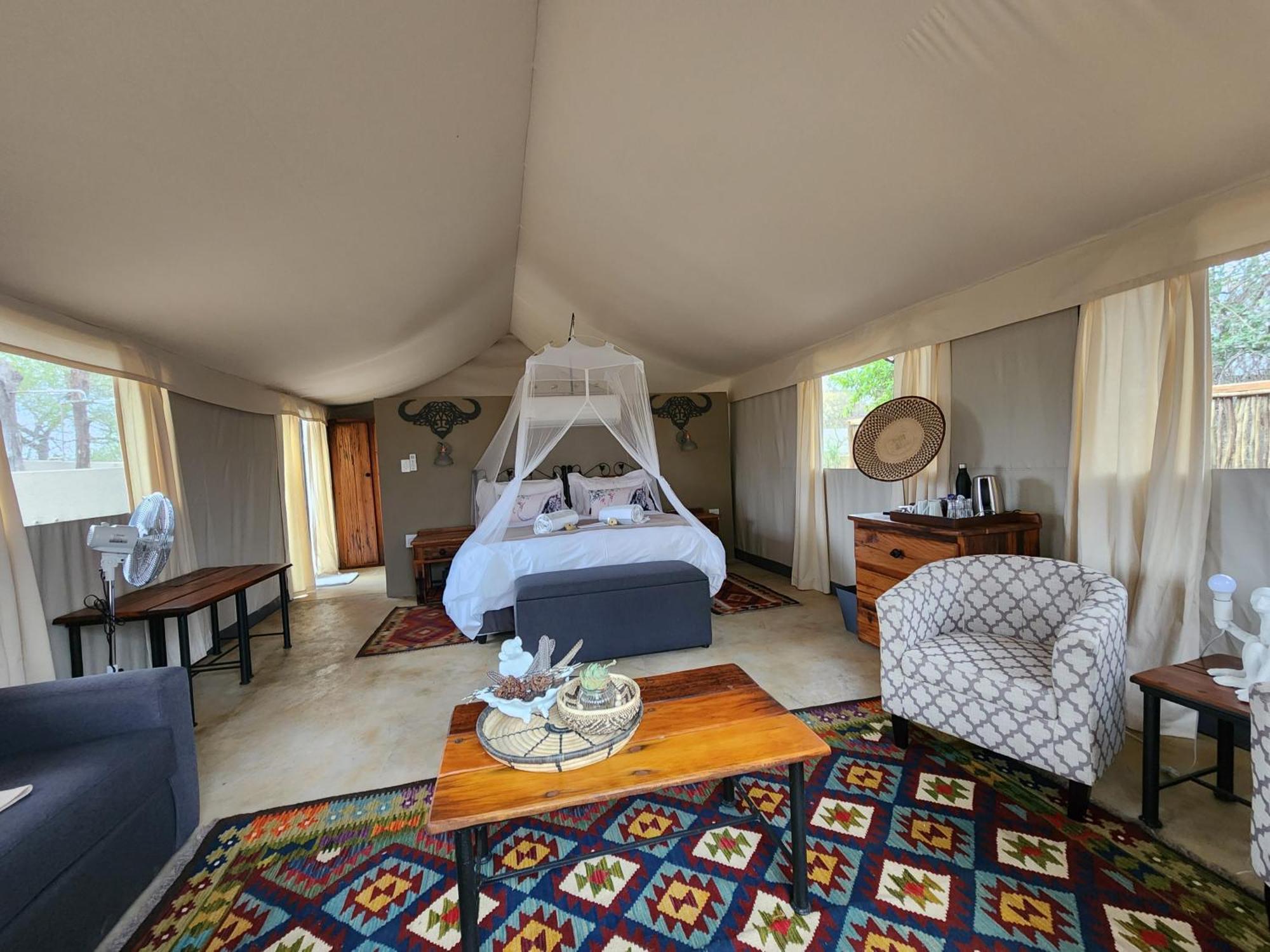 Umkumbe Bush Lodge - Luxury Tented Camp Sabi Sand Game Reserve Buitenkant foto